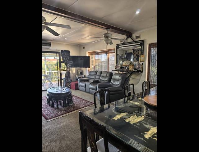 4 BEDROOM HOUSE FOR SALE IN MALVERN